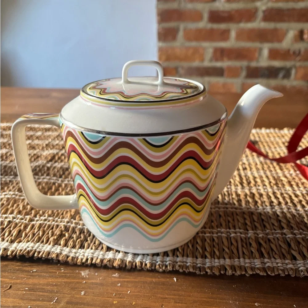 Missoni Multicolor Wave Pattern Teapot - Picture 1 of 3